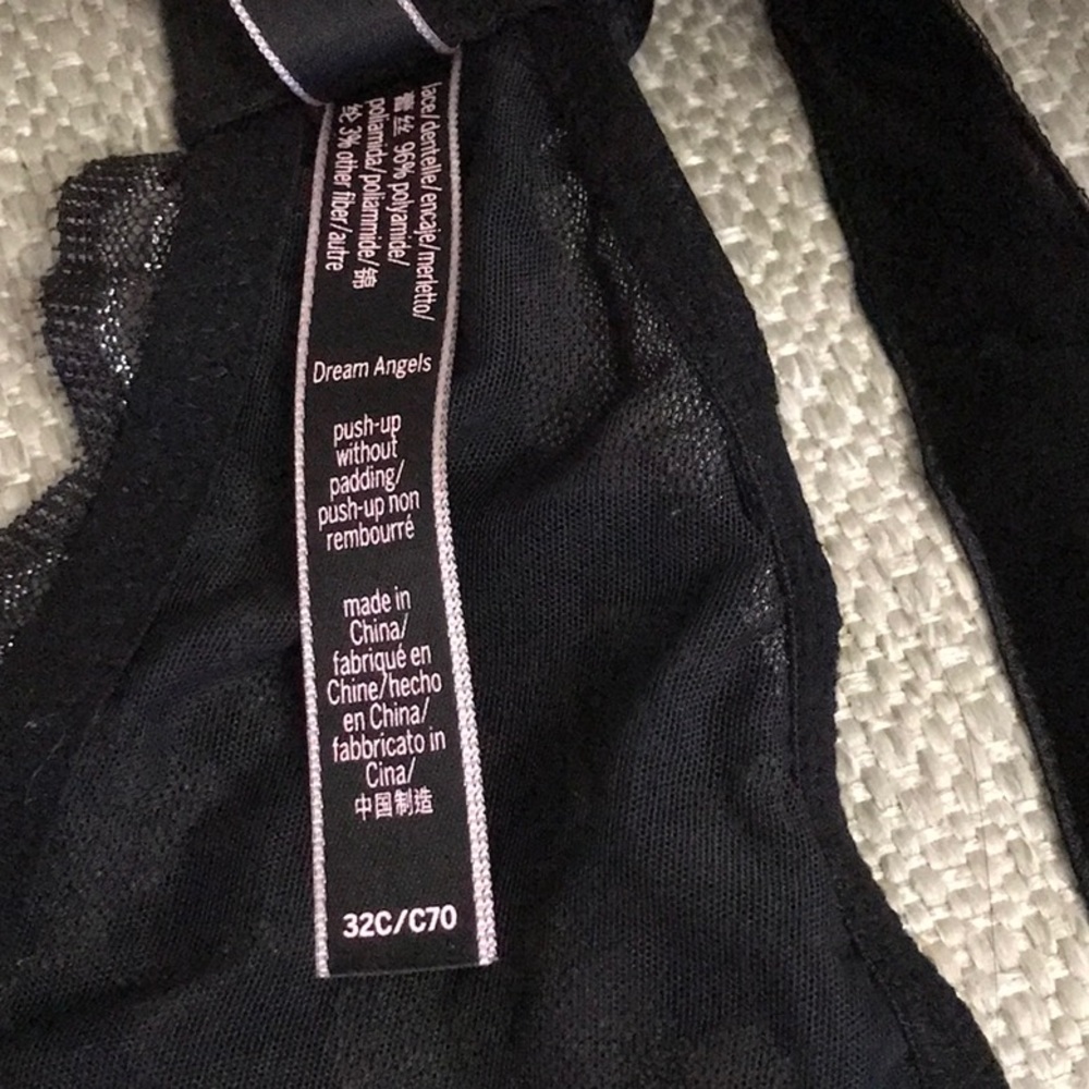 Victoria’s Secret Push-Up Bra 32C - Picture 5 of 8
